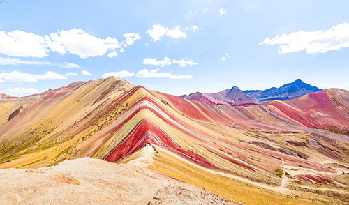 elle-vinicunca-1579860631
